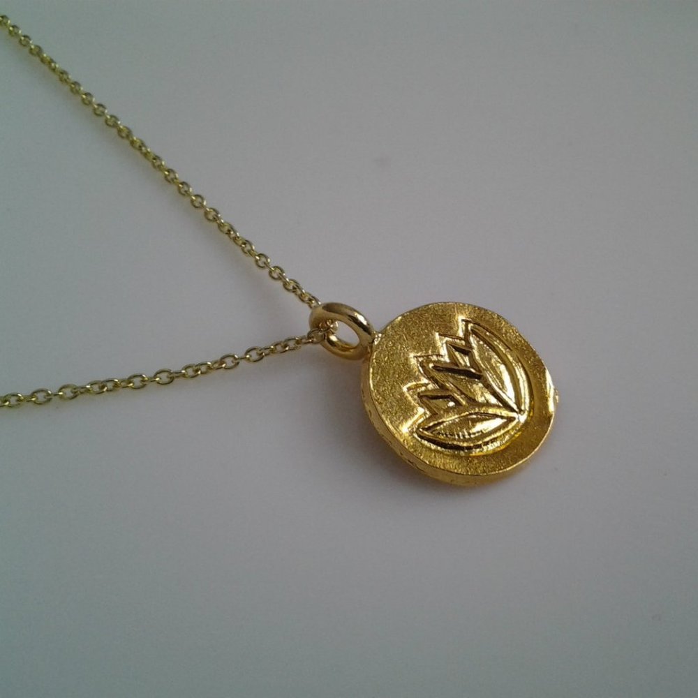 VERMEILE LOTUS - Picture 2 of 5